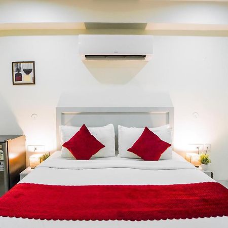 Saltstayz Sector 52 - Ardee City Mall Gurgaon Extérieur photo