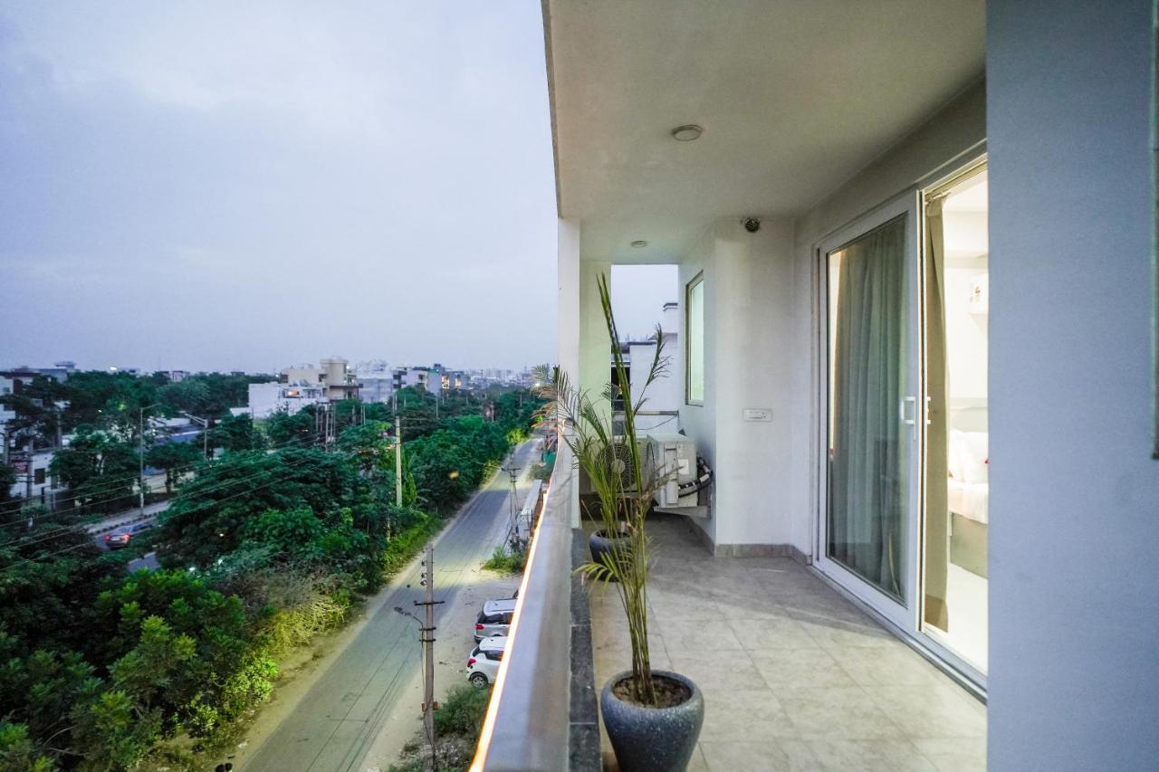 Saltstayz Sector 52 - Ardee City Mall Gurgaon Extérieur photo